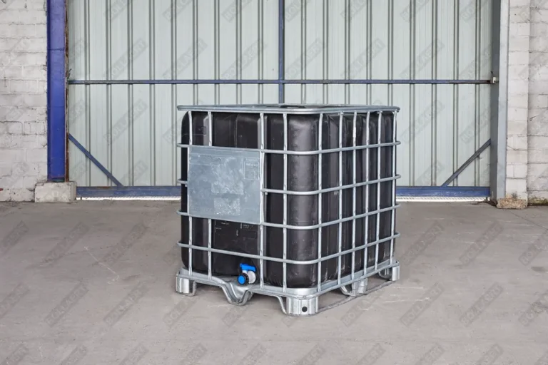Een witte of zwarte IBC container 1000 liter? Een vergelijking.